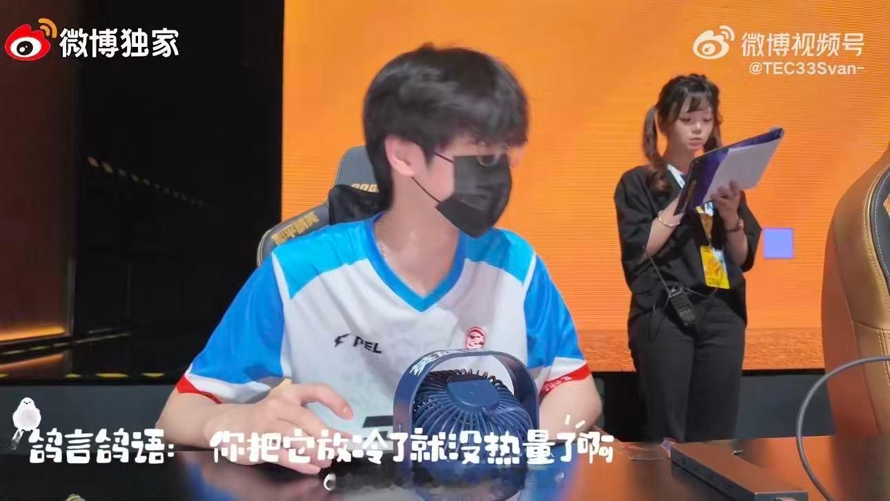 33说炸鸡放冷就没有热量了 33独特吃货理论上线，炸鸡放凉热量直接消失，这下炫炸
