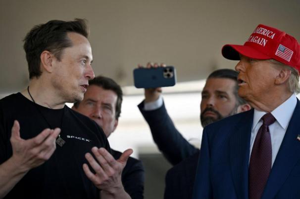 中方刚发1号文件，美国号令11国签字，马斯克:中国恐实现主导地位

2026年2