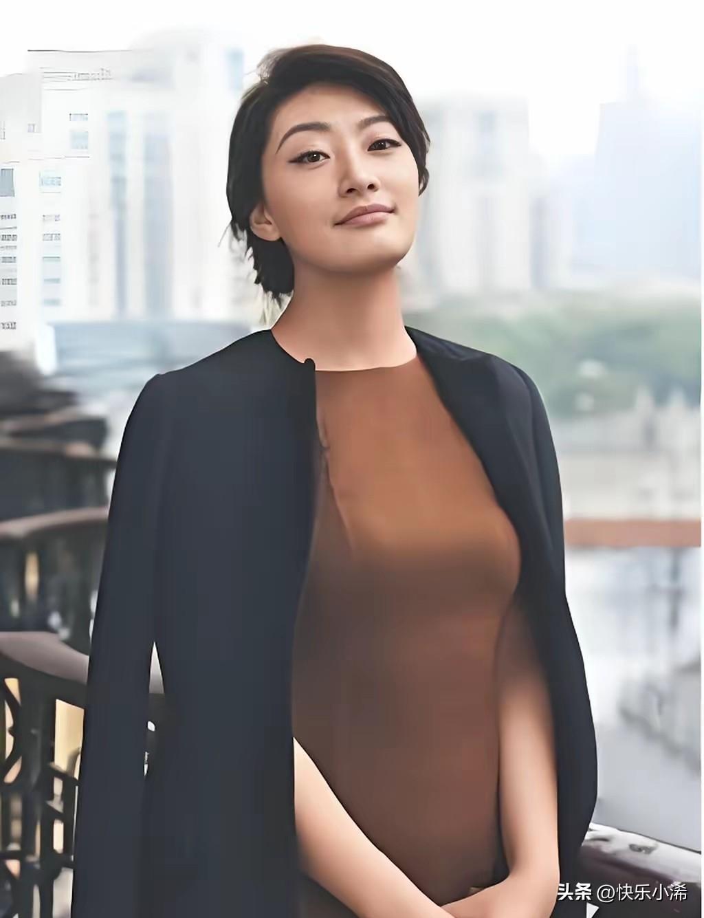 宗馥莉再次提出辞职的消息传开后，她的叔父宗泽后也对此表态。他既肯定侄女“出类拔萃