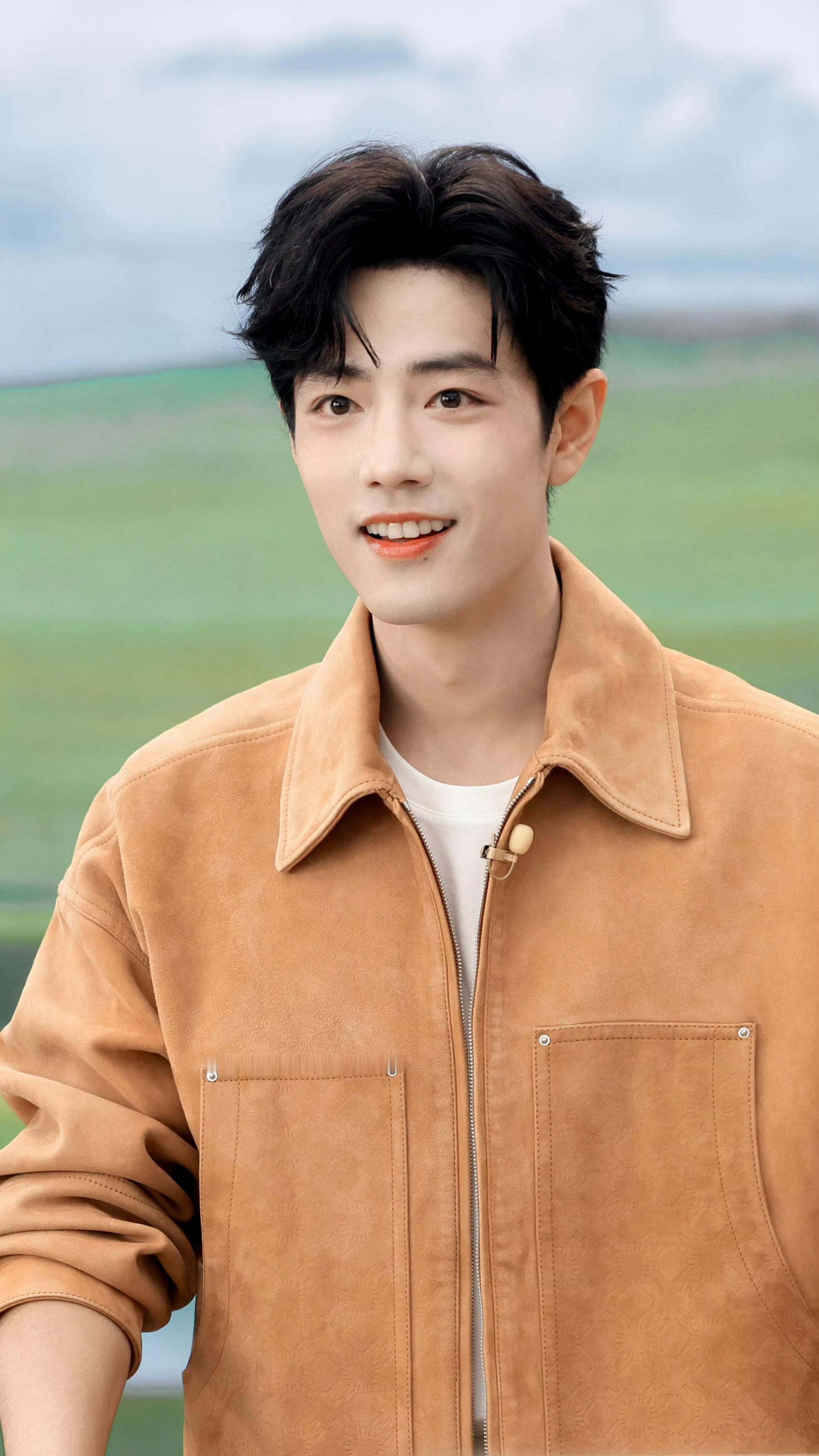 奶萌奶萌的又帅气大方的肖战，小王子肖战