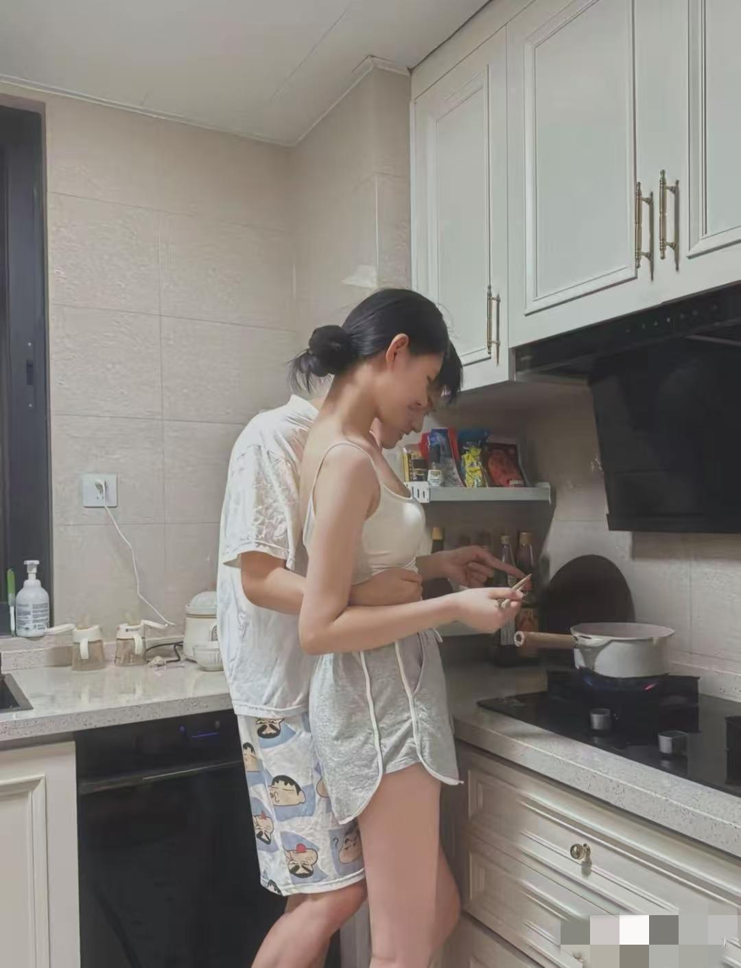婚后温馨的小家庭