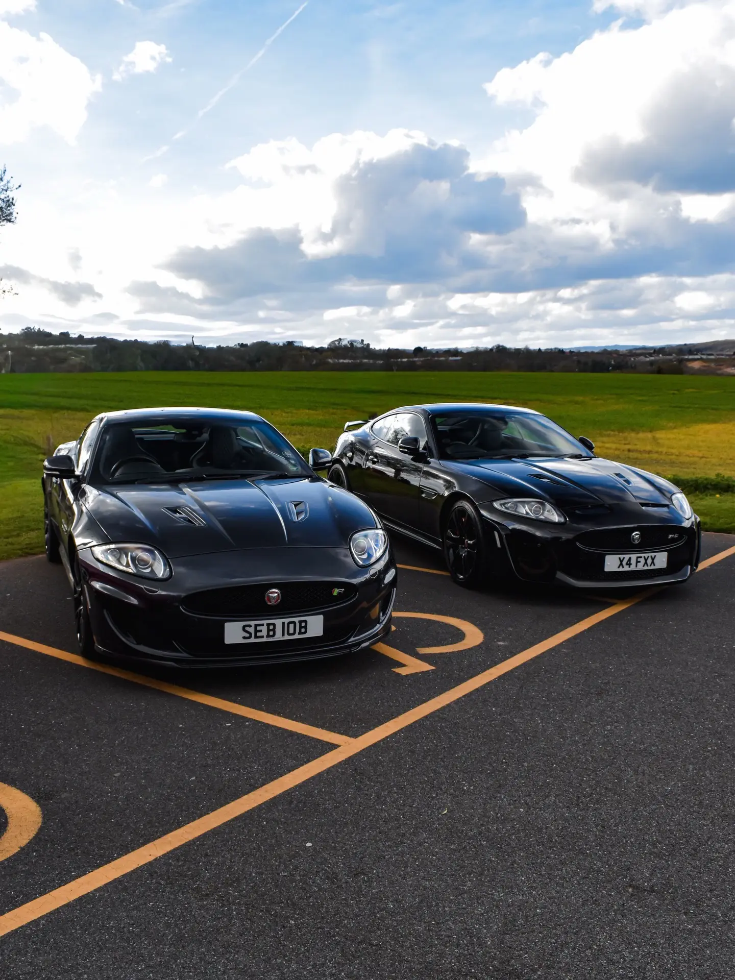 Black Jaguar XKR.
