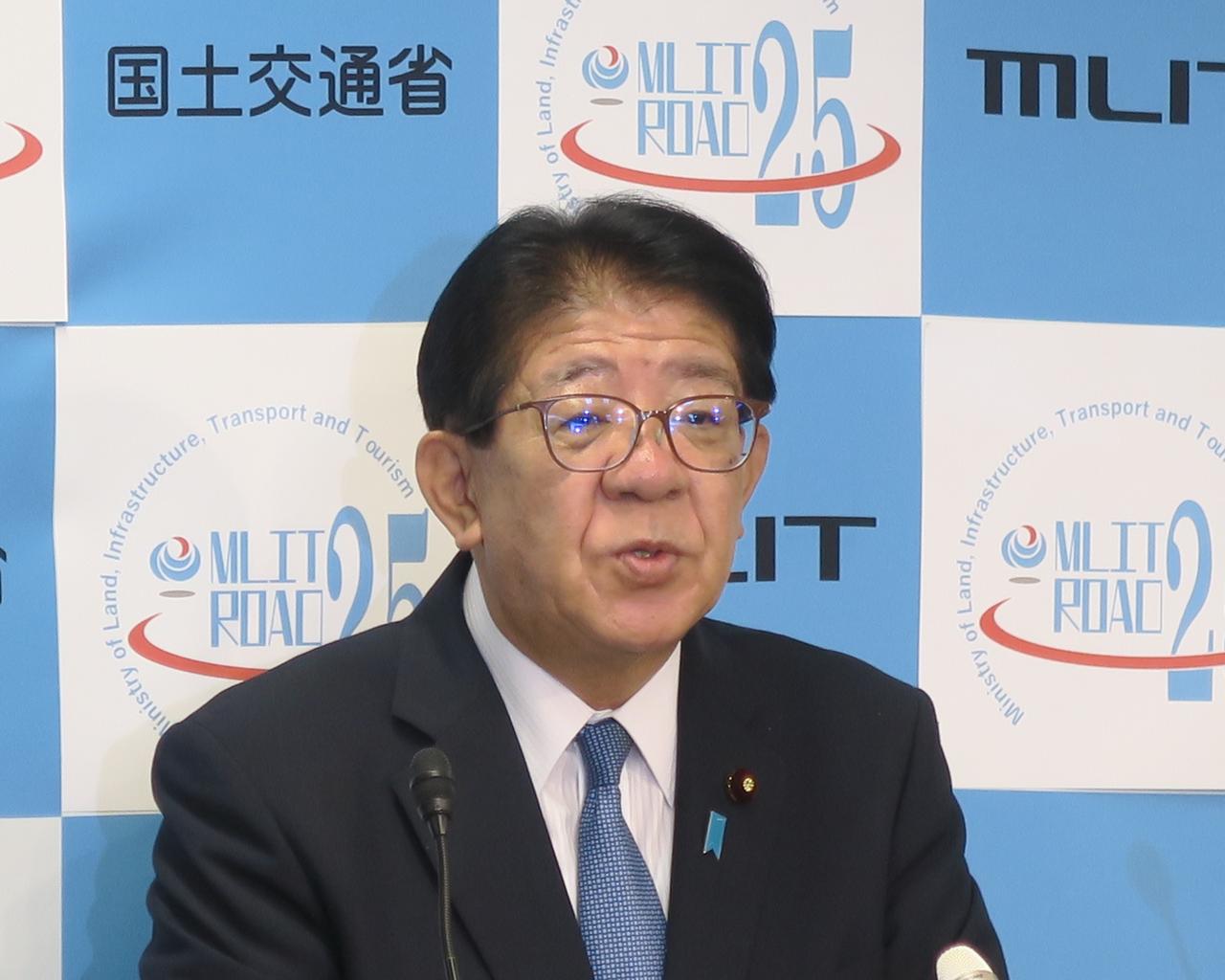霍尔木兹海峡清场，日本商船队从45艘缩减至4艘。
 
日本国土交通大臣金子恭之近