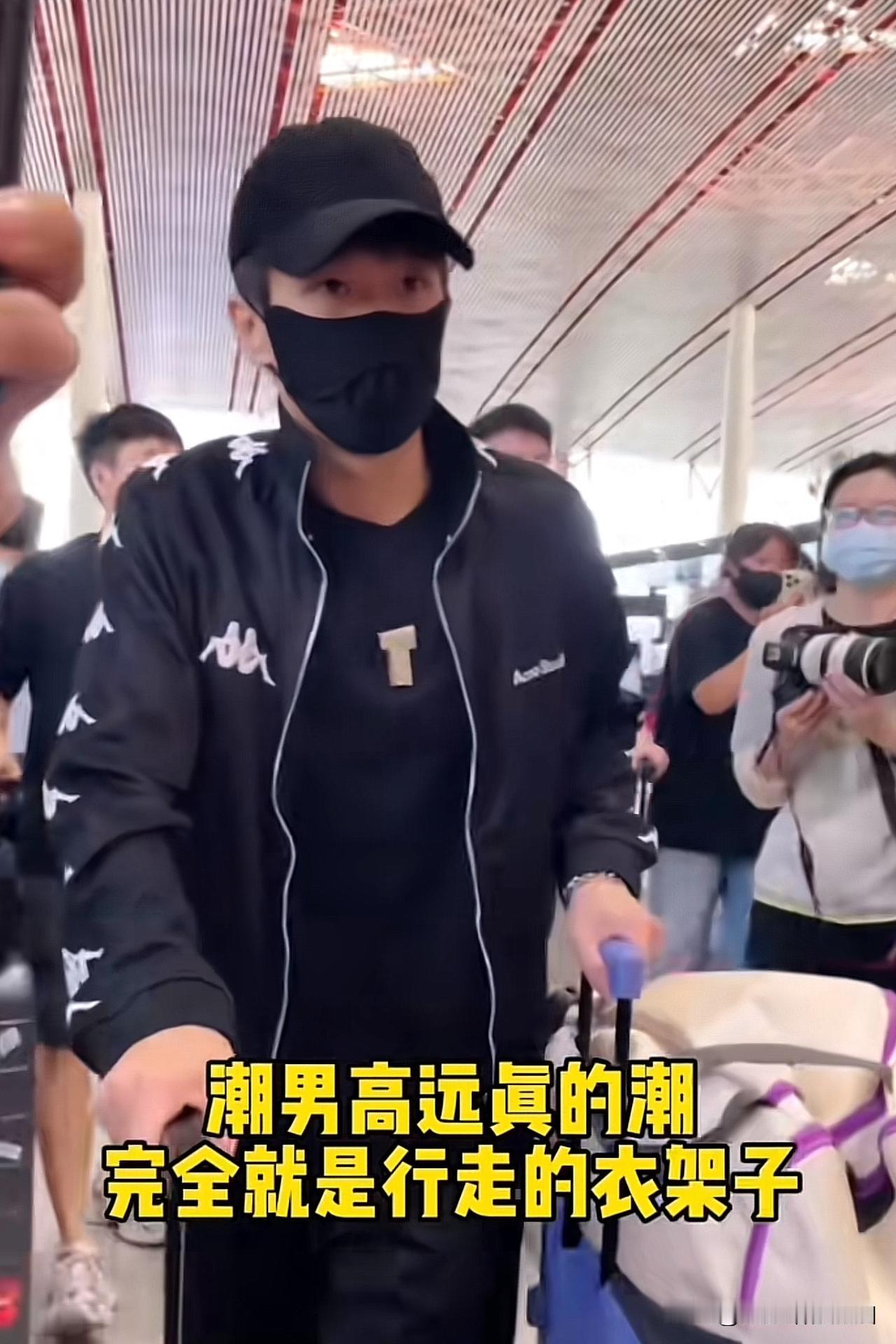 国乒出发瑞典：林高远似明星，大胖 CoCo 肖战悉数回归！

国乒在横滨冠军赛结