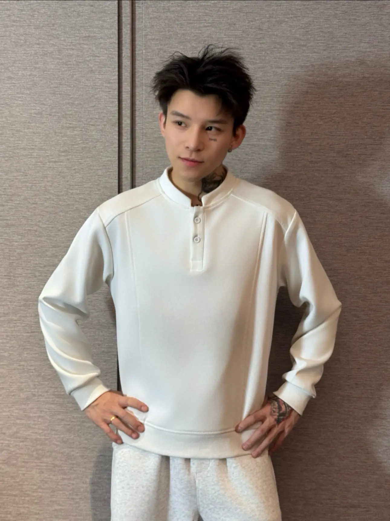 歌帅还是哥帅 原来是衣服帅