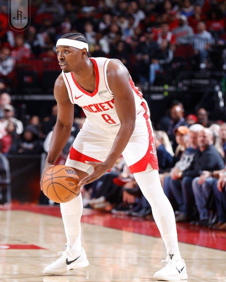 明日vs国王，火箭将身穿白色球衣！这套球衣，本赛季5胜0负篮球年末狂欢季火箭vs