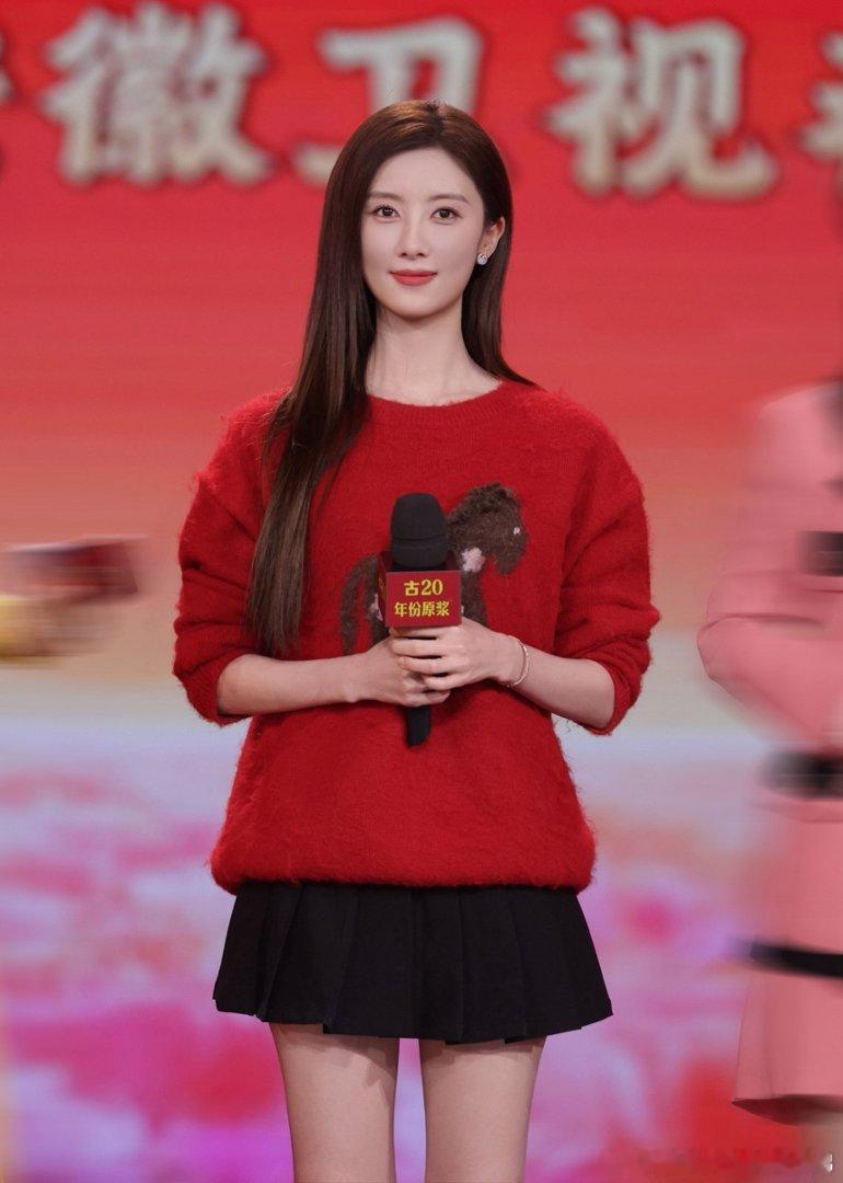 曹斐然 曹斐然亮相安徽卫视春晚，与《六姊妹》共话“家乡记忆” 2026年2月15