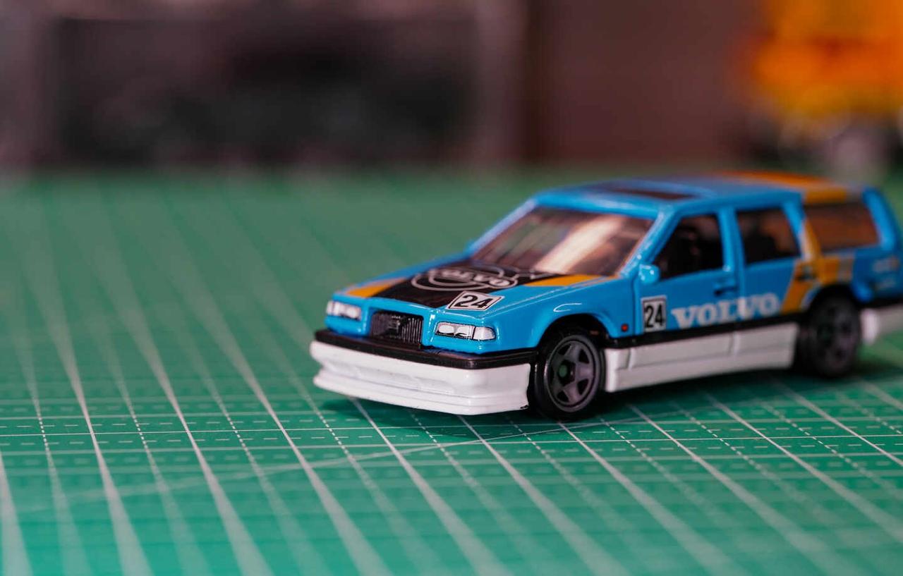瑞典方砖｜风火轮 Volvo 850 Estate
谁能想到，当年沃尔沃直接开着