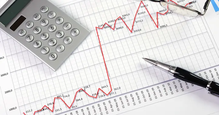 [东方金钰]市值从300亿跌到20亿，守着百亿存货，东方金钰家里有矿？