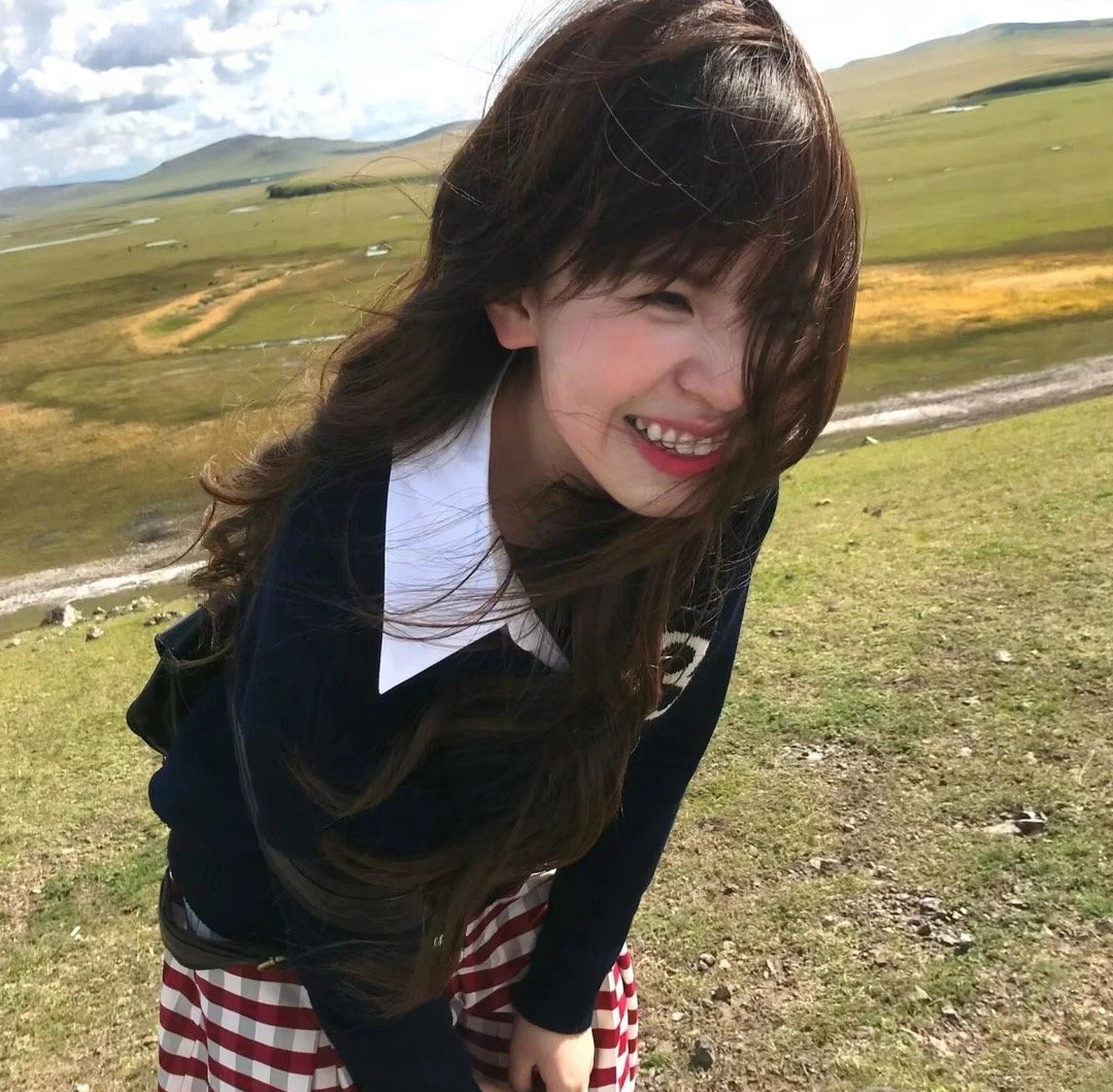 你说爱我 我真想说去你的 我再也不会让任何人伤害最好的我自己了 ​​​