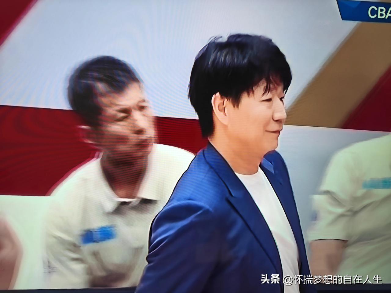 CBA常规赛第二轮山东男篮75比89负于浙江稠州金租男篮，三节比赛结束时山东队就