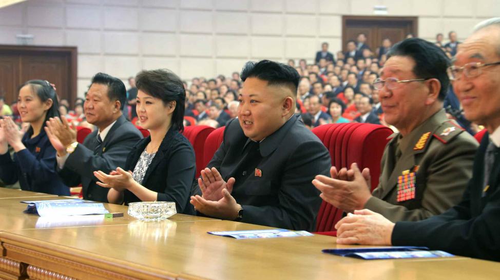 金正恩确定不出席，由崔龙海出席。

当地时间5月5日，朝鲜方面对外宣布，俄罗斯举