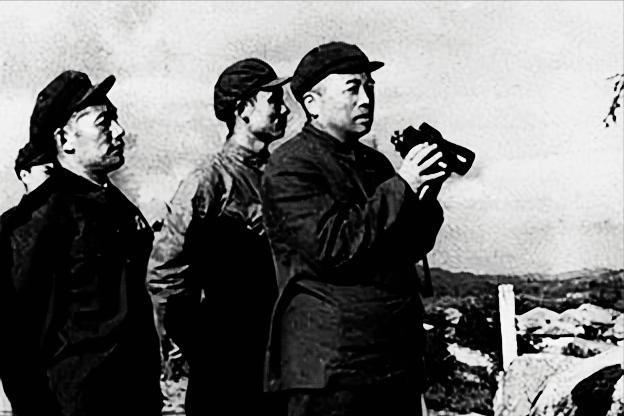 据彭德怀元帅侄女彭钢回忆，抗美援朝战争结束后，有一次，彭德怀告诉彭钢，在中国人民