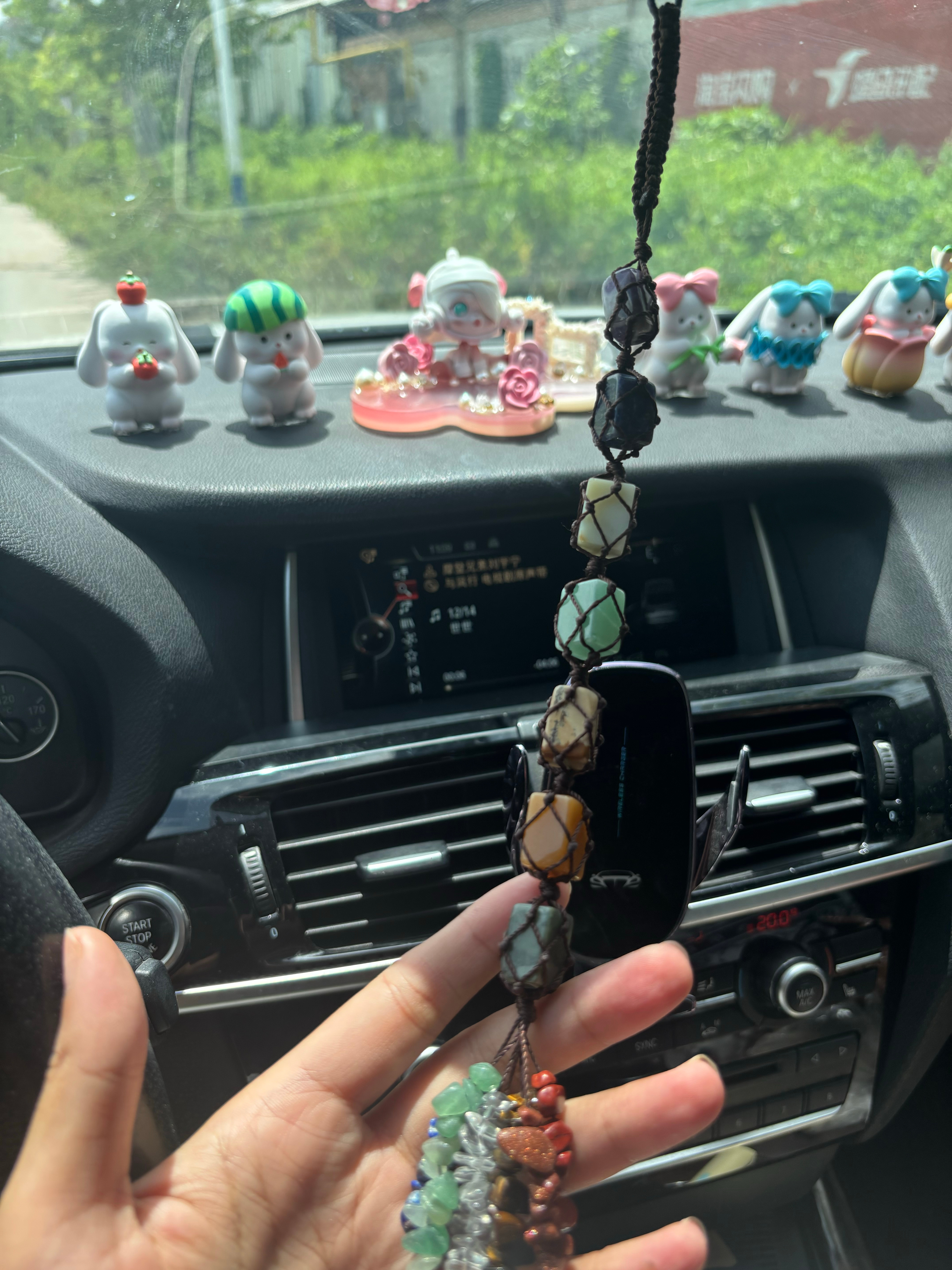 我是因为啥买的这串石头来着？咋想不起来了呢。 