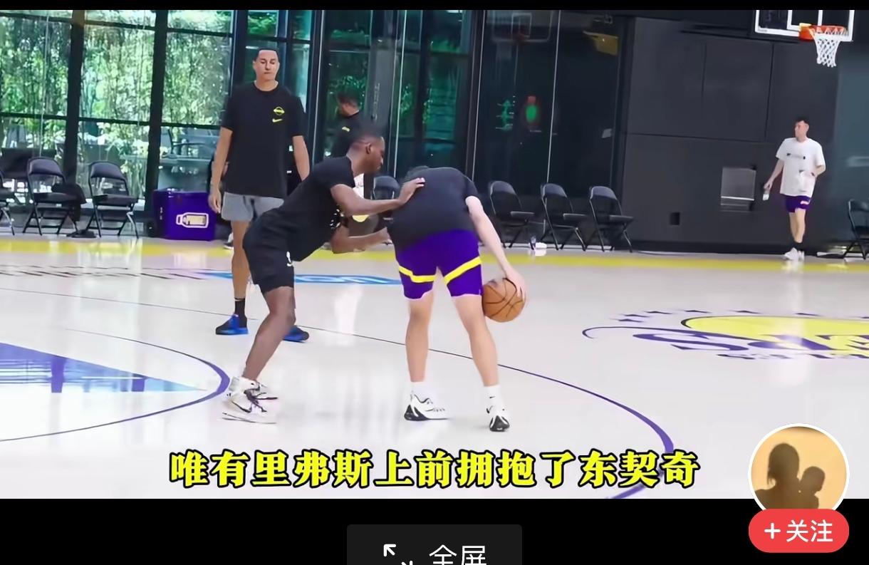 湖人太弱只能虐菜，
湖人艰难战胜爵士，
东契奇砍下40+大号三双，
老詹砍下28