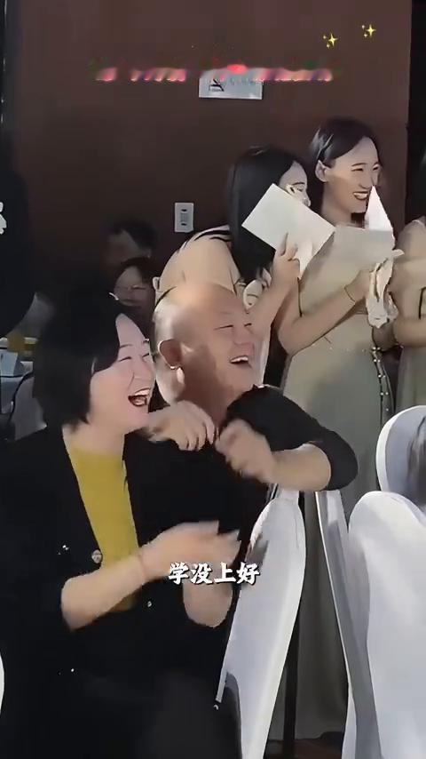 不怨爹，不怨娘，爹娘生我交了学费，进学堂的希望却让父母失了。