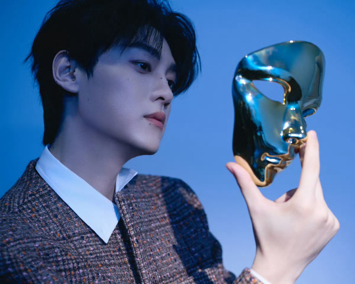 田栩宁要来成都了12月的成都星光熠熠✨！太多明星了～啊啊啊啊～今年大热艺人田栩宁