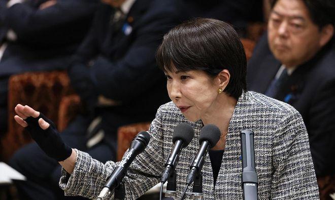 日本人拿伊朗封锁霍尔木兹和中国比，结果把自己整破防了

中东的霍尔木兹海峡成全球