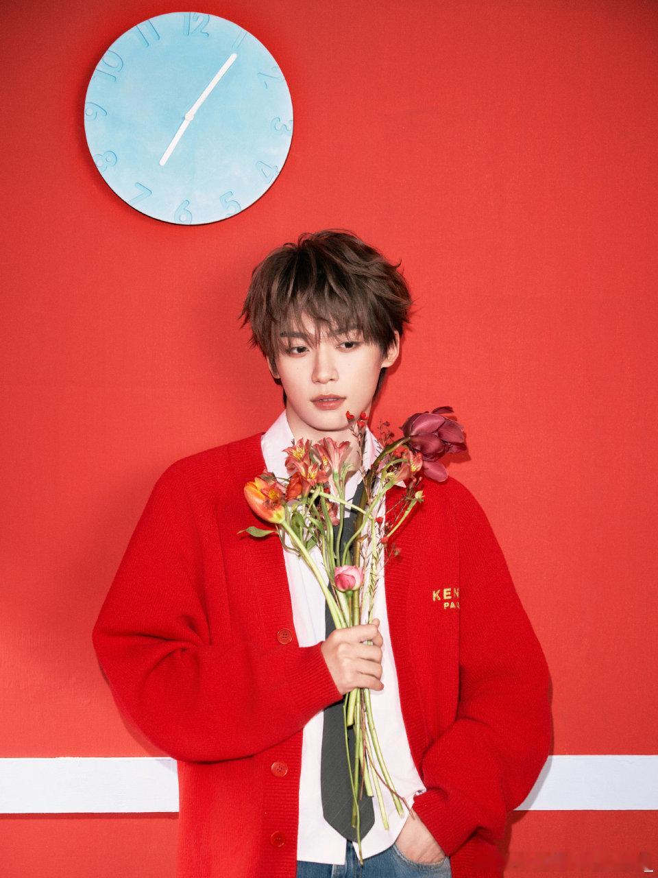 梓渝祝大家新年快乐马年大吉 梓渝说过年好 梓渝说过年好，祝大家新年快乐马年大吉 