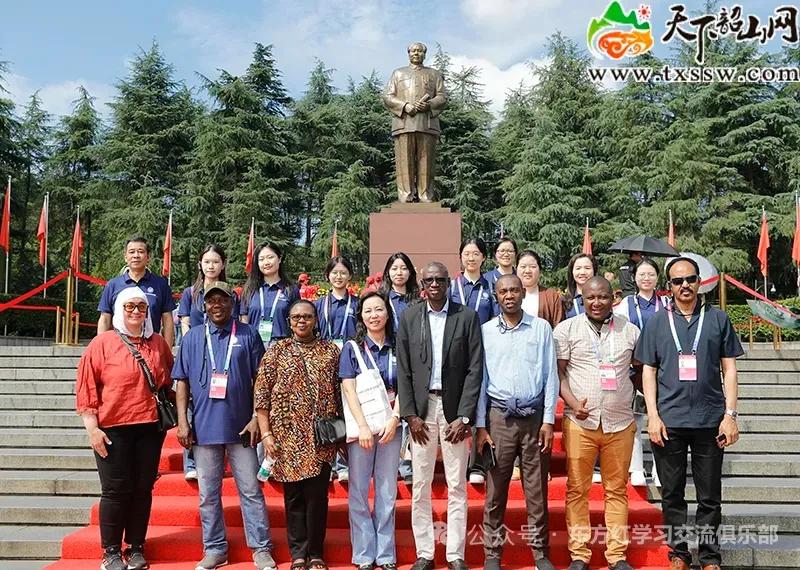 第四届中国-非洲经贸博览会于6月12日在长沙开幕。
6月14日，中国—非洲热带病