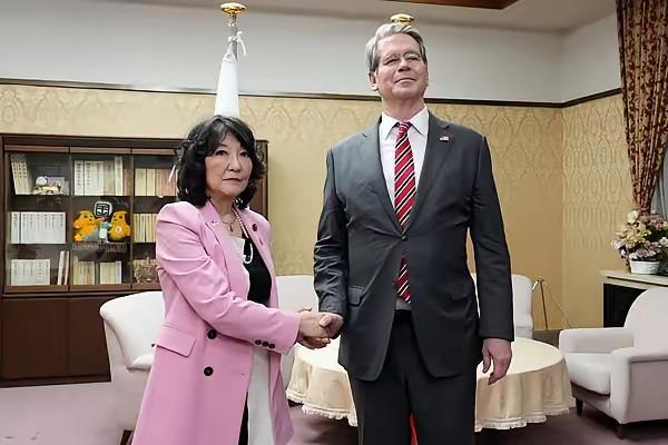 不少人觉得日元这下迎来转机，可这场美日罕见联手的汇率操作，远没有表面看上去那么简