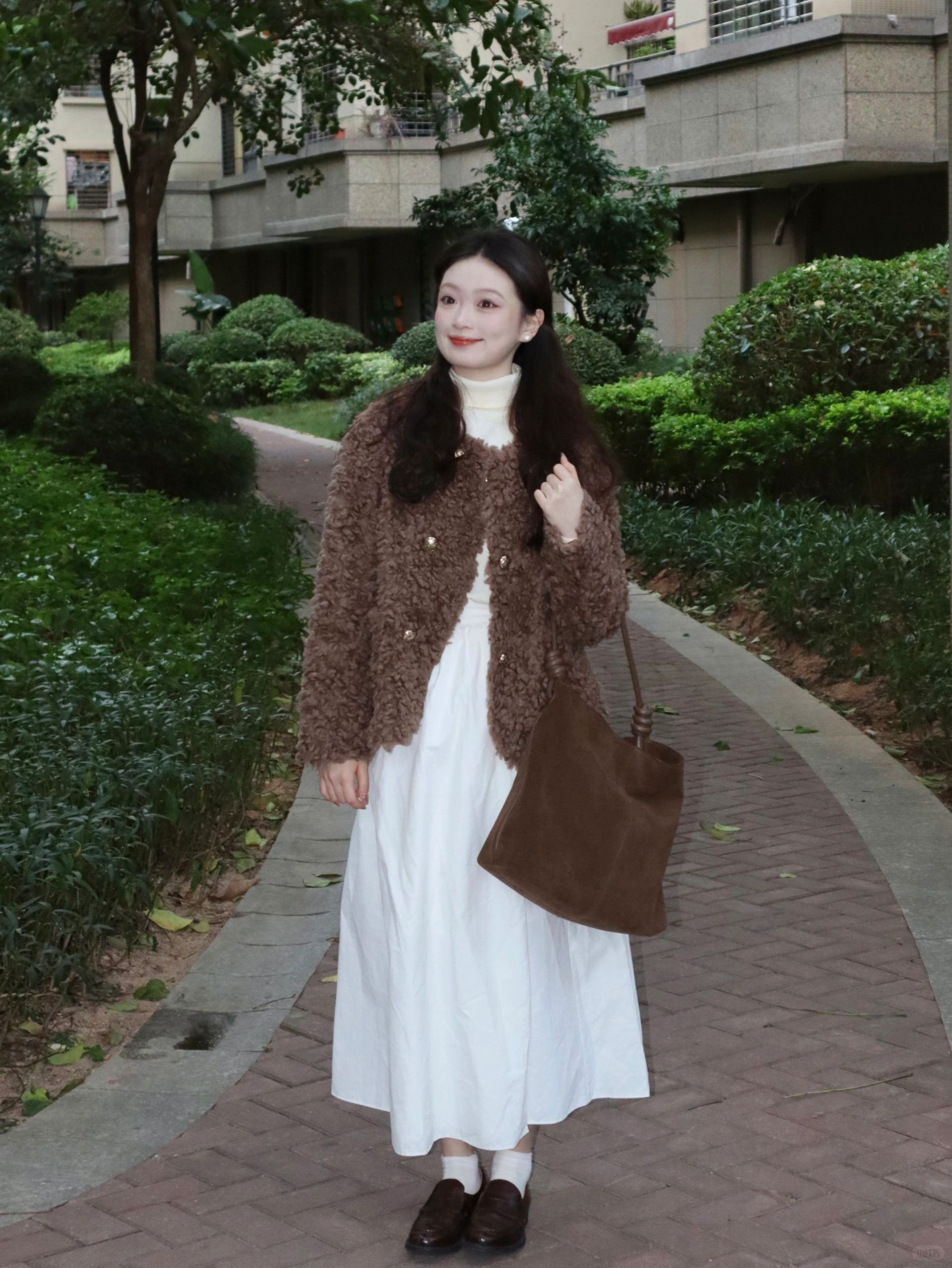 158 107/微胖女孩冬天的漂亮衣服也太多啦～