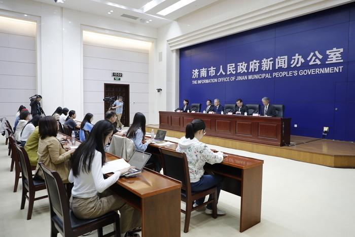 济南高新区2026年将新招引主导产业项目25个以上，实施科技成果转化100项以上