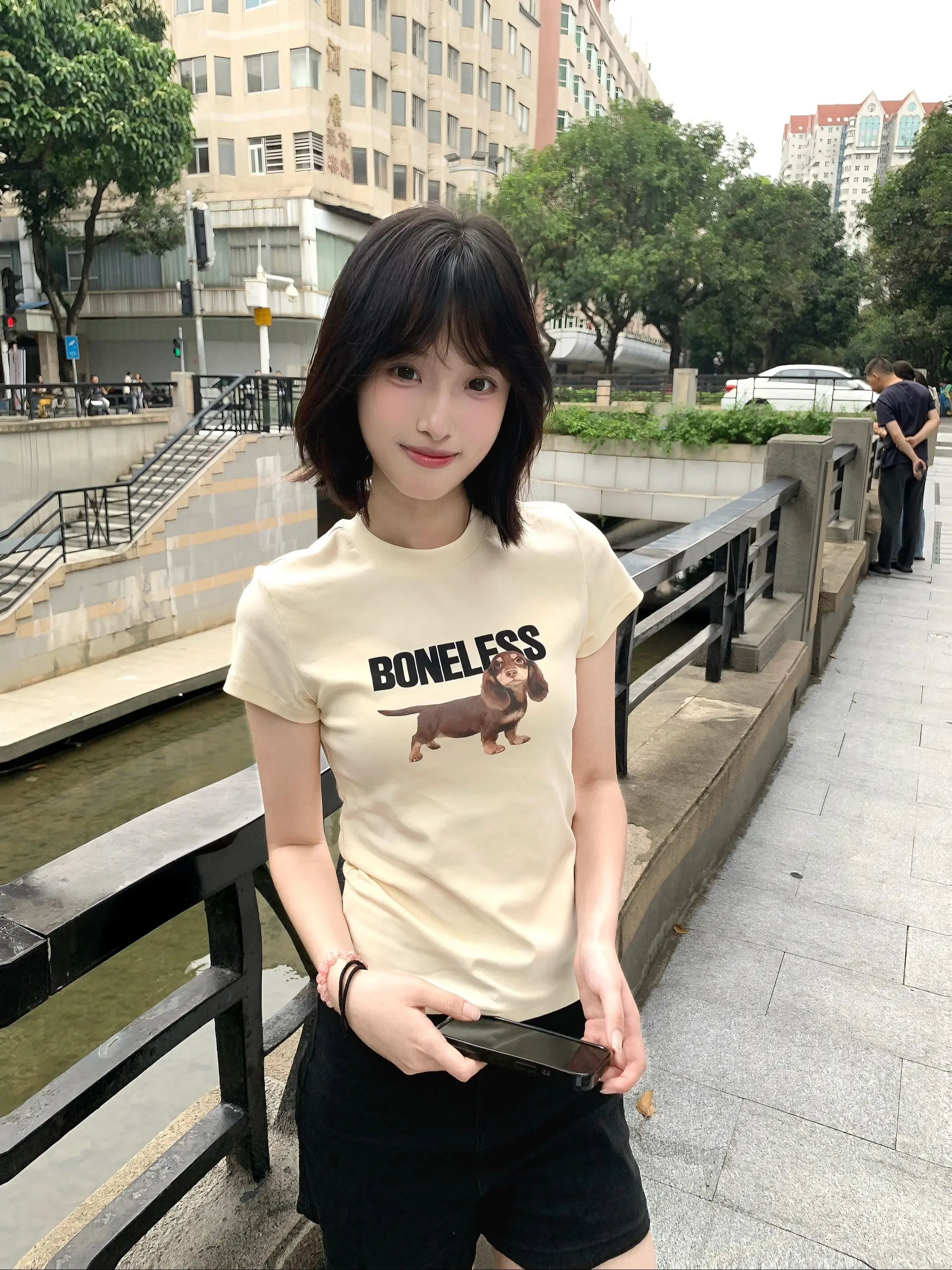你准备待多久 我是该准备咖啡 还是我的一生
