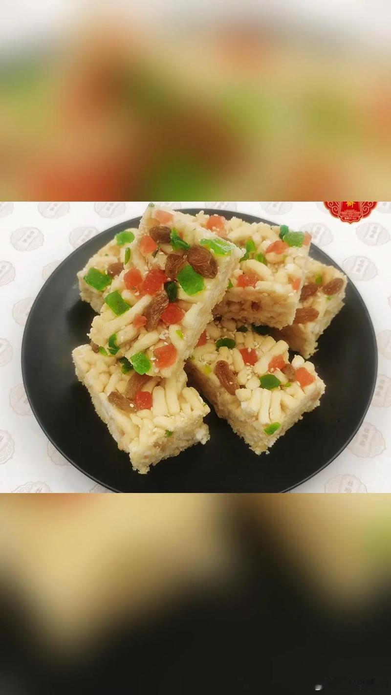 天津的旗人家庭有三个来源：最早在天津的旗人，主要是从蓟县、宝坻一带迁过来的。熟悉