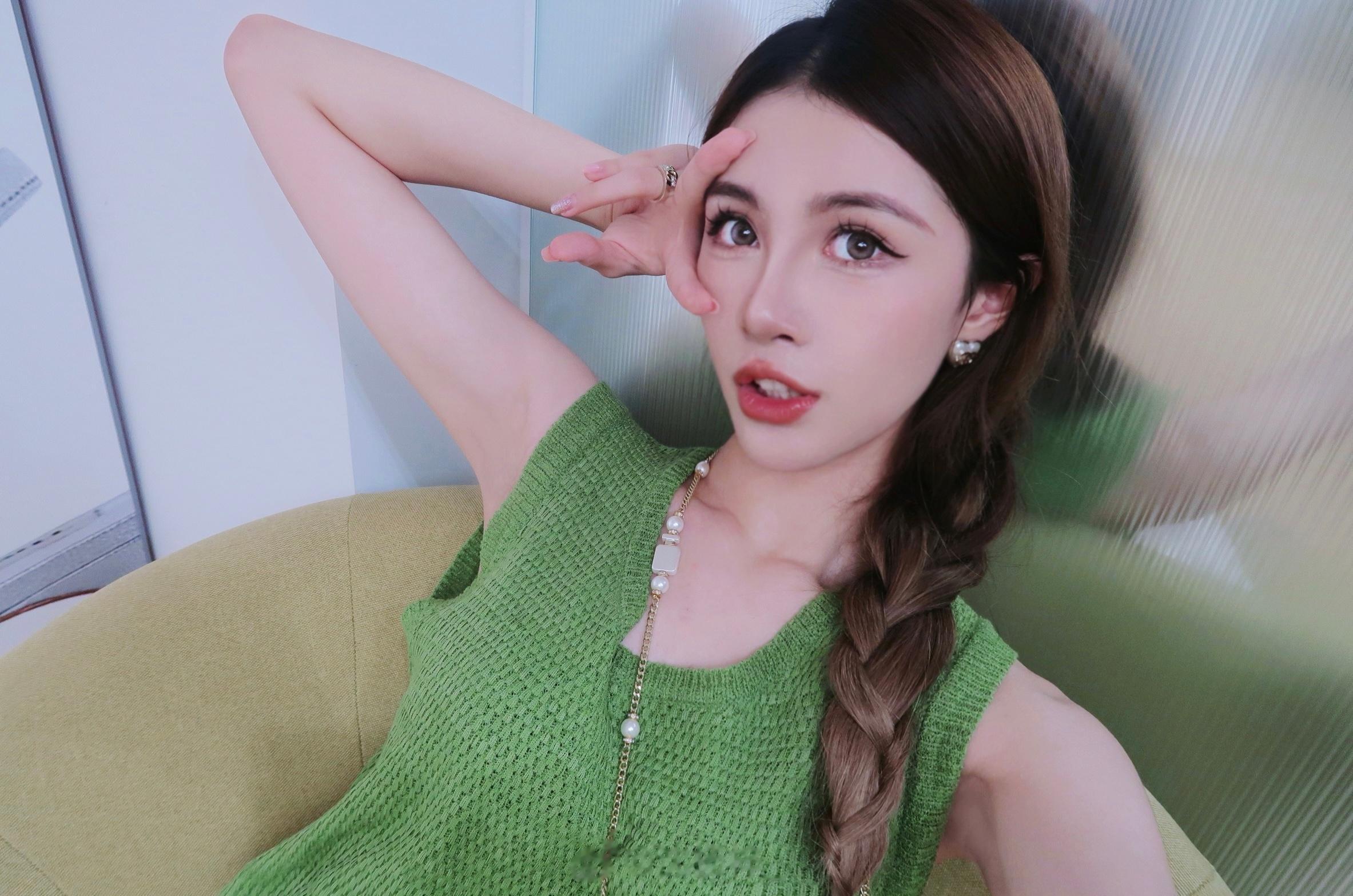 👒今日𝐺𝑟𝑒𝑒𝑛 ～with妈沫儿  ​​​