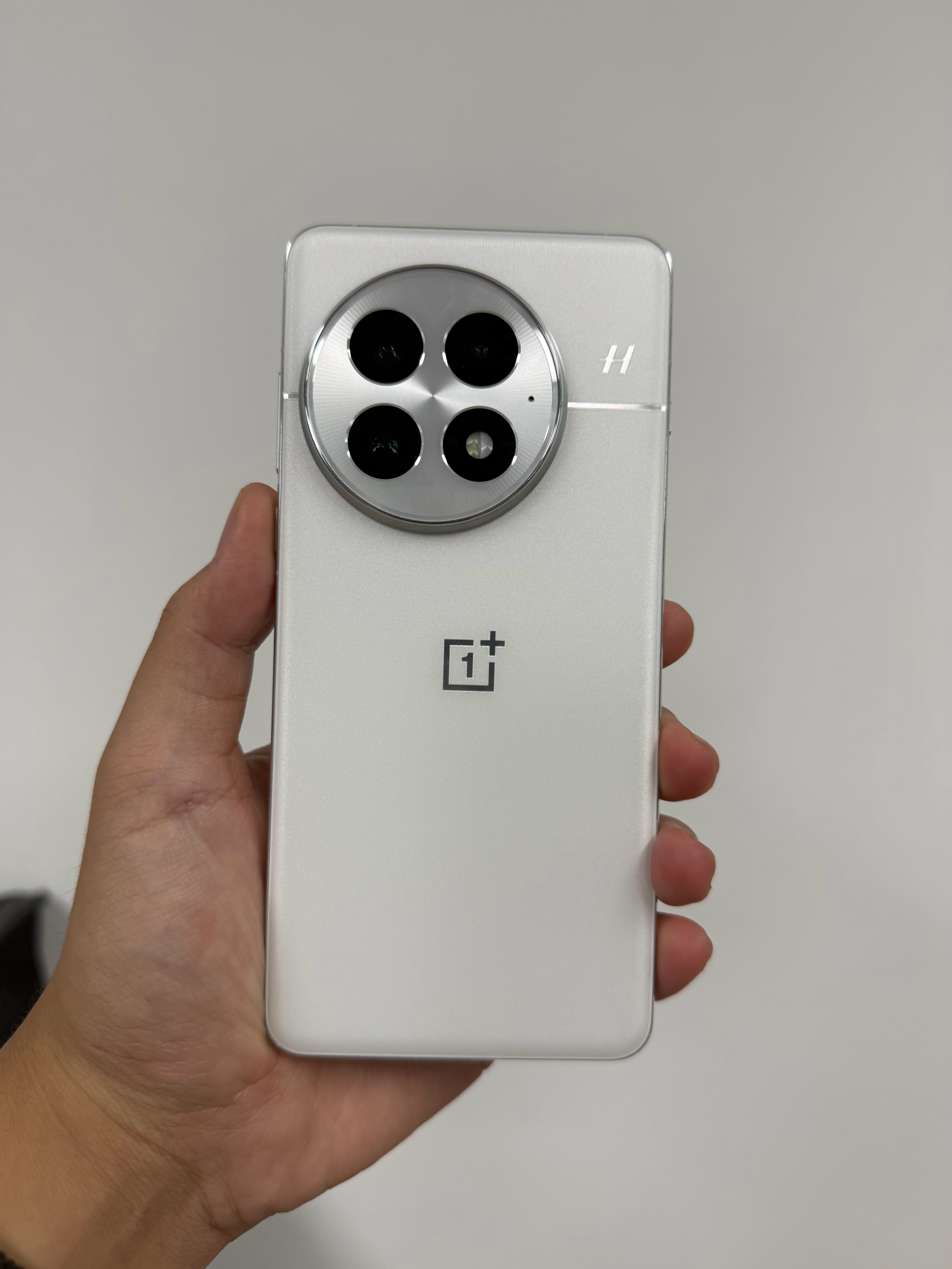 两千多出一台一加13 16+512G 全原外观95新 电池98 在保明年2月两千