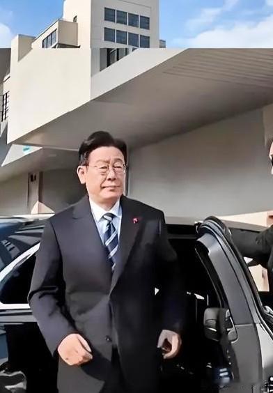 彻底闹掰！盟友背后捅刀，韩国这回真急了

看了眼韩乌关于朝军俘虏移送的这出闹剧，