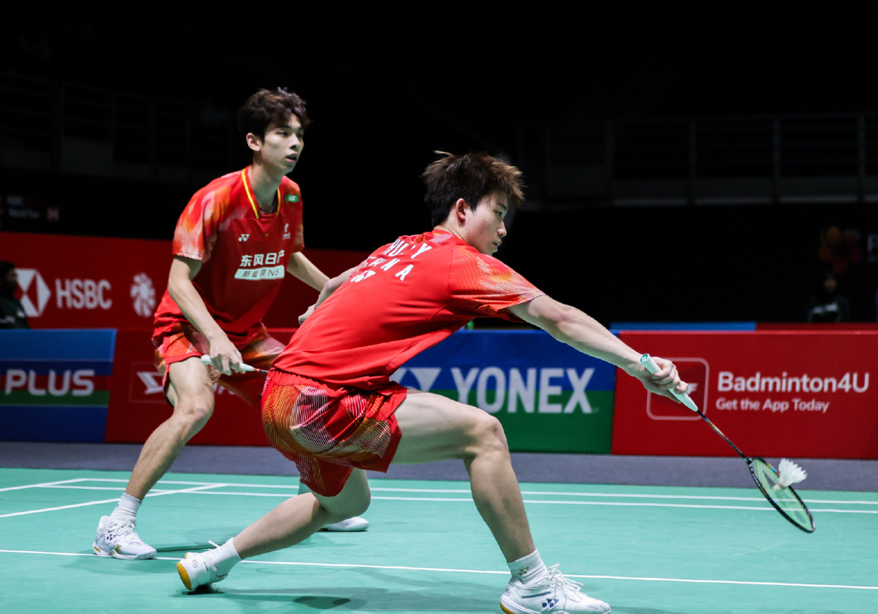 2026年羽毛球世锦赛 胡珂源/林祥毅21-6, 21-10用时28分钟击败奥尔