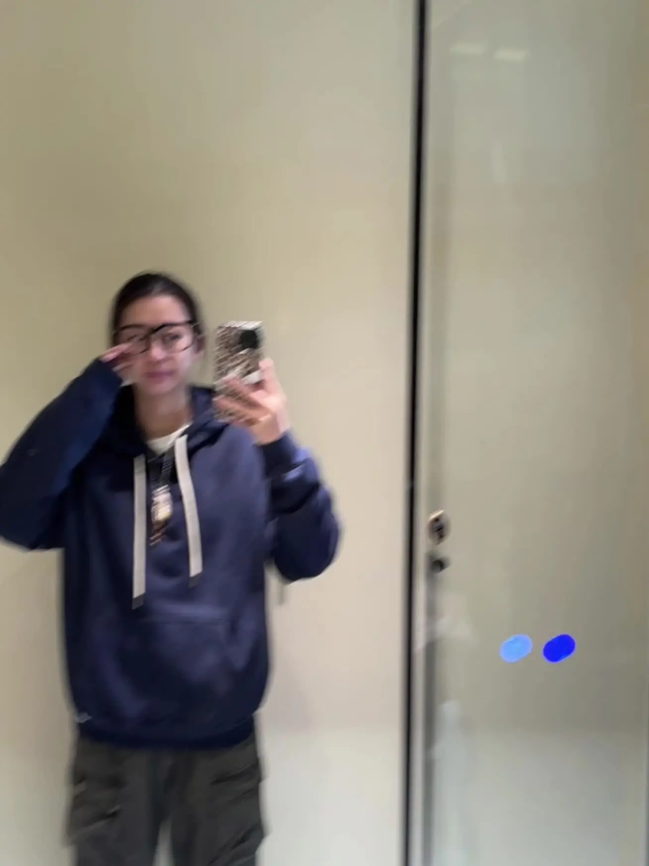 我想幸福会贯穿整个世界