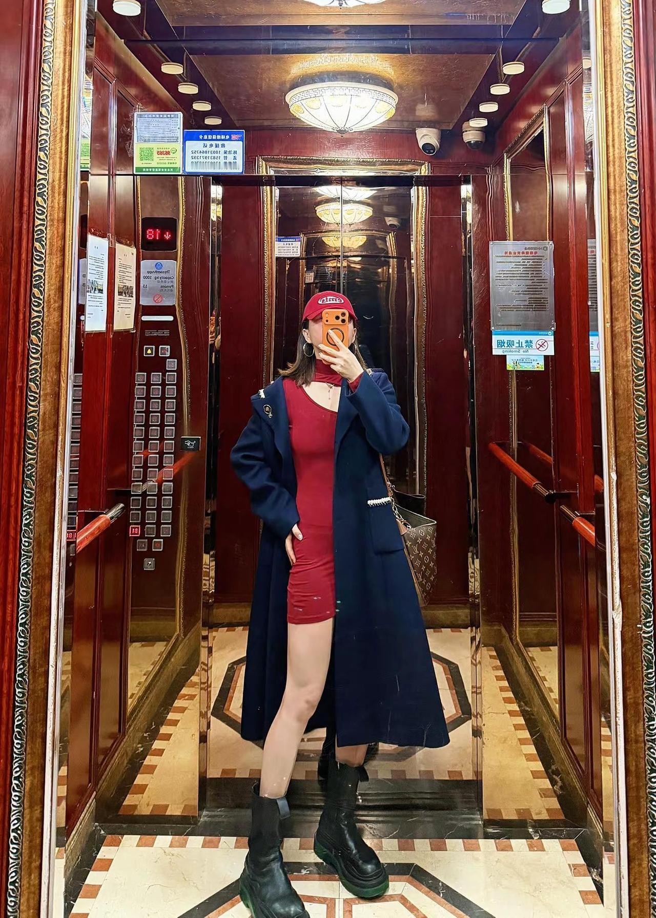 今天下午4:30健身房直播，等你们健身