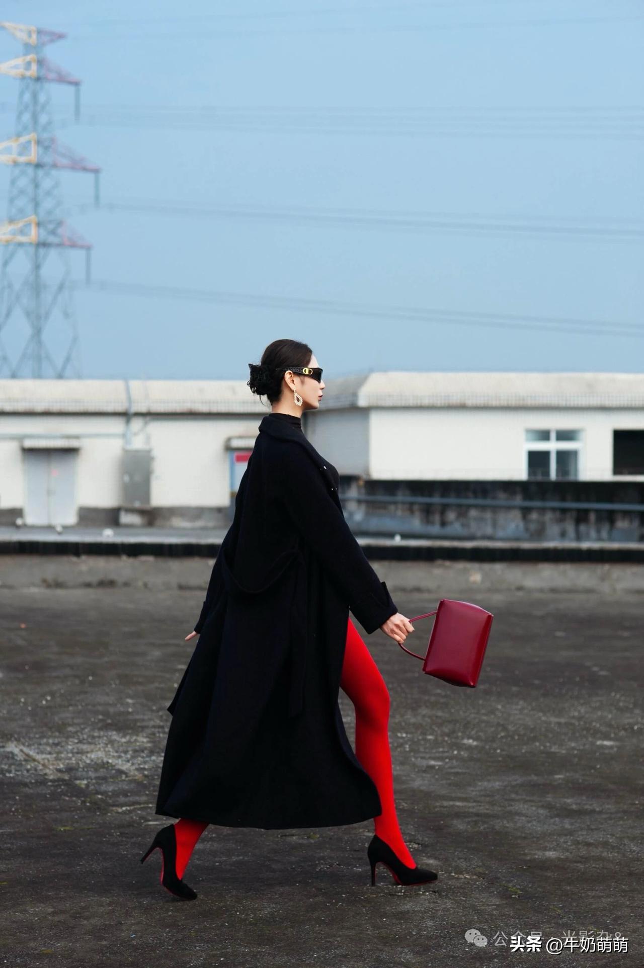 女生如何穿搭看起来时尚更有品味呢