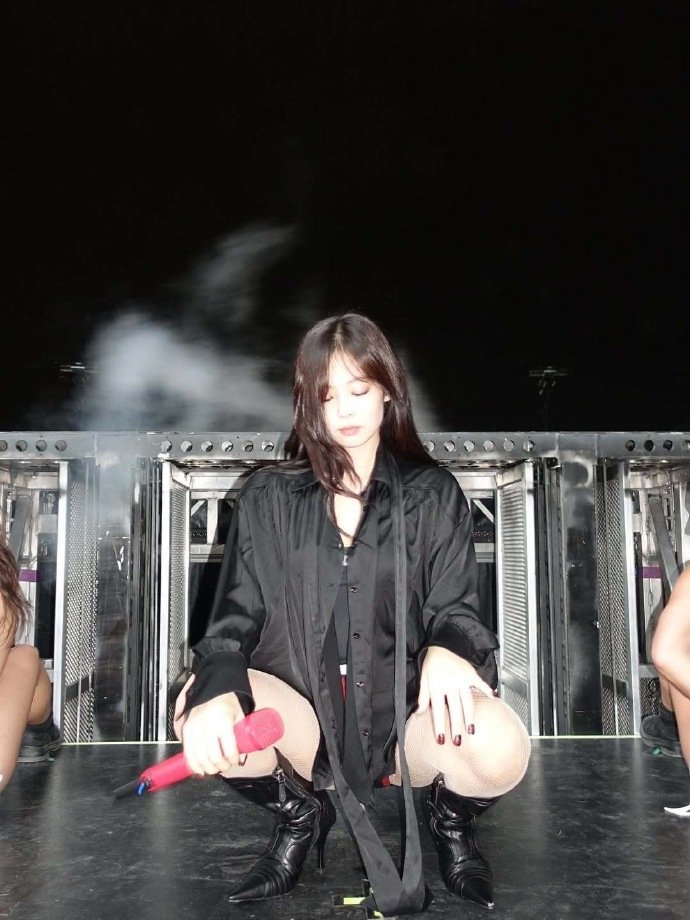 Jennie🍒 ​​​