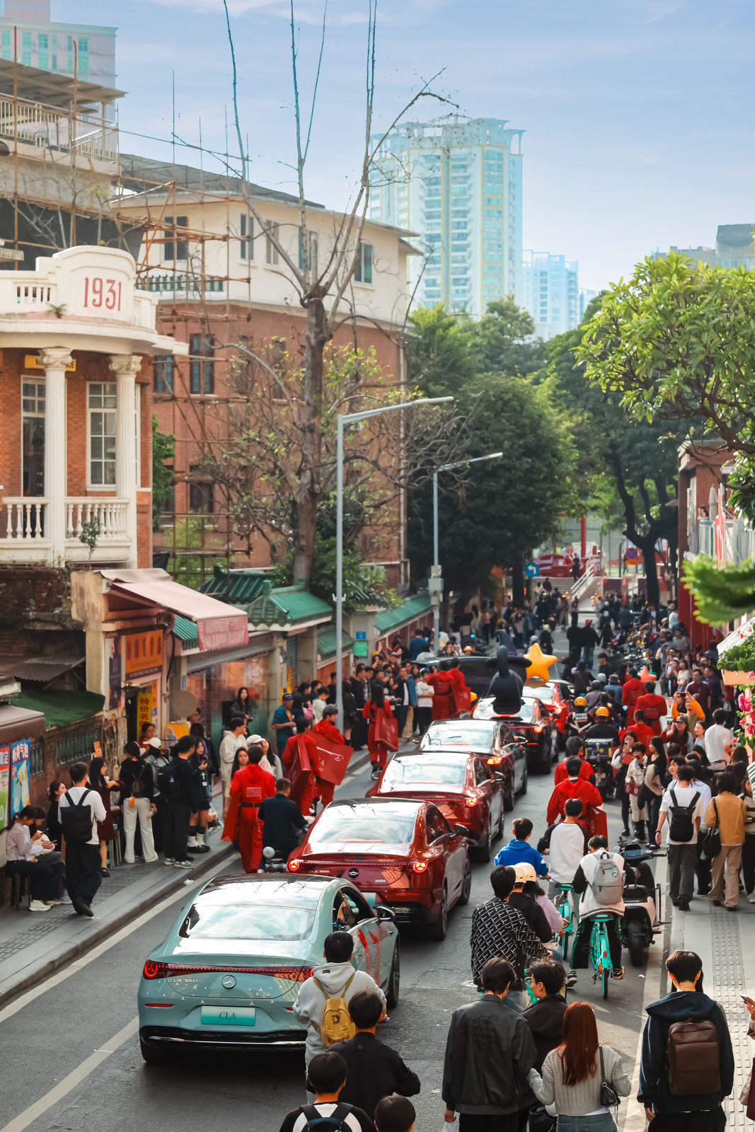 #平替很好但我选奔驰#全新奔驰纯电 CLA 不仅通过 500 多项严苛道路耐久测