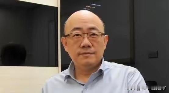 台湾评论员郭正亮曾表示：“我认识的国民党人里，没有一个主张两岸统一；连战、吴伯雄