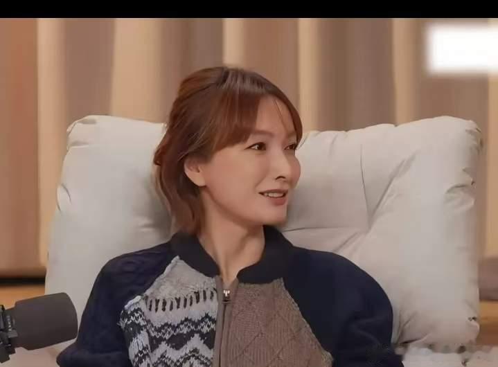 吴昕自曝录制快本三四个月还是想走何炅就是用这种方式让吴昕打开了心房，留了下来，从