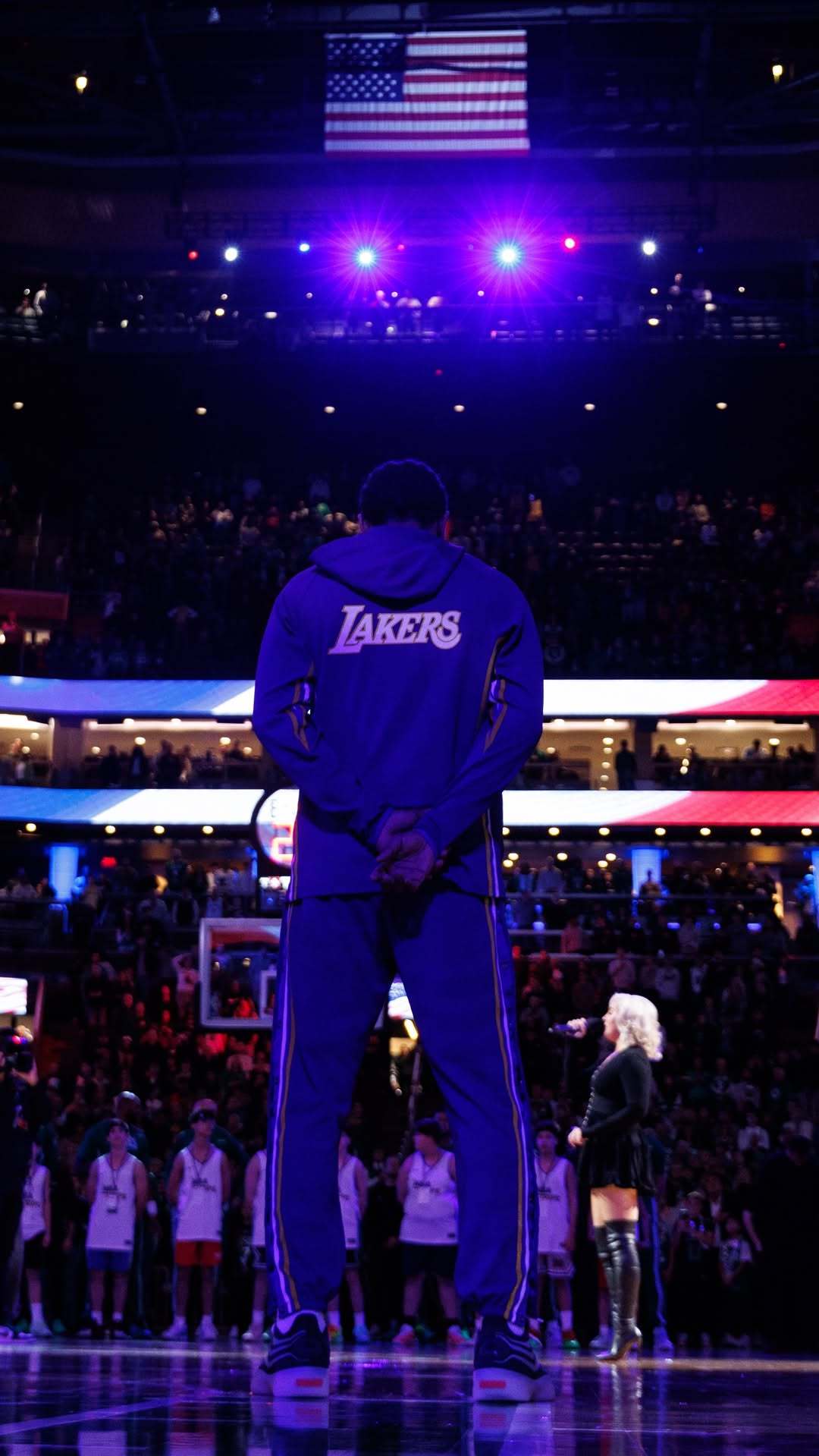 Mike发的图。洛杉矶湖人