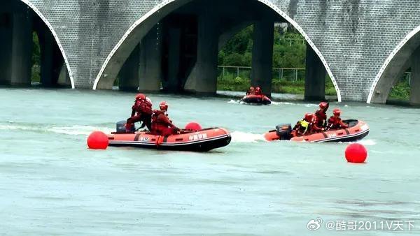 房县 马栏河畔砺精兵 筑牢防汛“安全堤”十堰爆料 今日房县 近日，由十堰市消防救