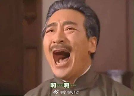 终于知道为何女厕总有一格打不开了为什么保安可以坐在岗亭里悠闲喝茶抽烟吹牛逼 但保