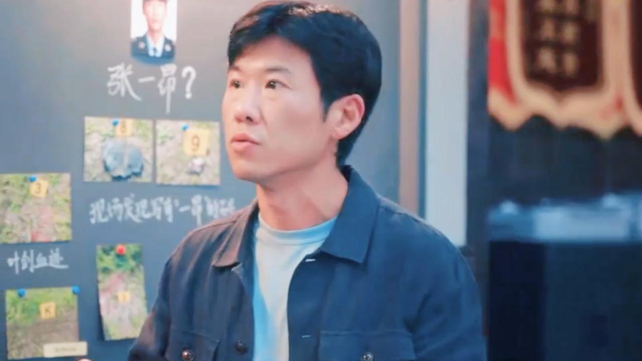他不光是运气好，反应还很快，而且也是有两下子的。

《低智商犯罪》里， 张一昂在