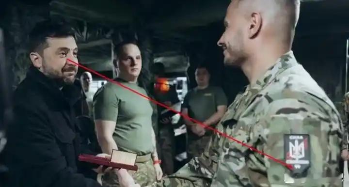 冒天下之大不韪！泽连斯基的纳粹头子身份已被坐实
        泽连斯基给亚速营