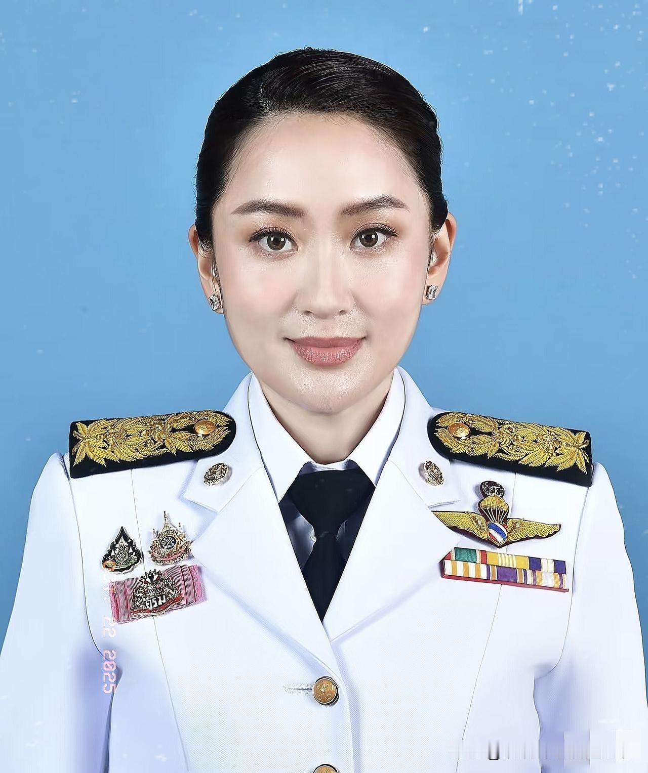 最新消息！佩通坦辞职啦！就在10月22日，佩通坦宣布辞去为泰党党魁职务，为泰党当