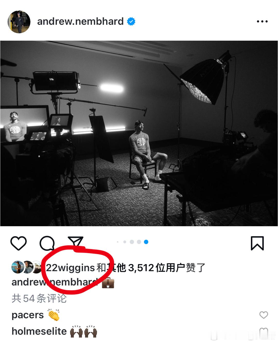 加拿大小将内姆布哈德发布国家队花絮菜嘴维金斯偷偷摸摸点赞[微笑][微笑]#篮球热