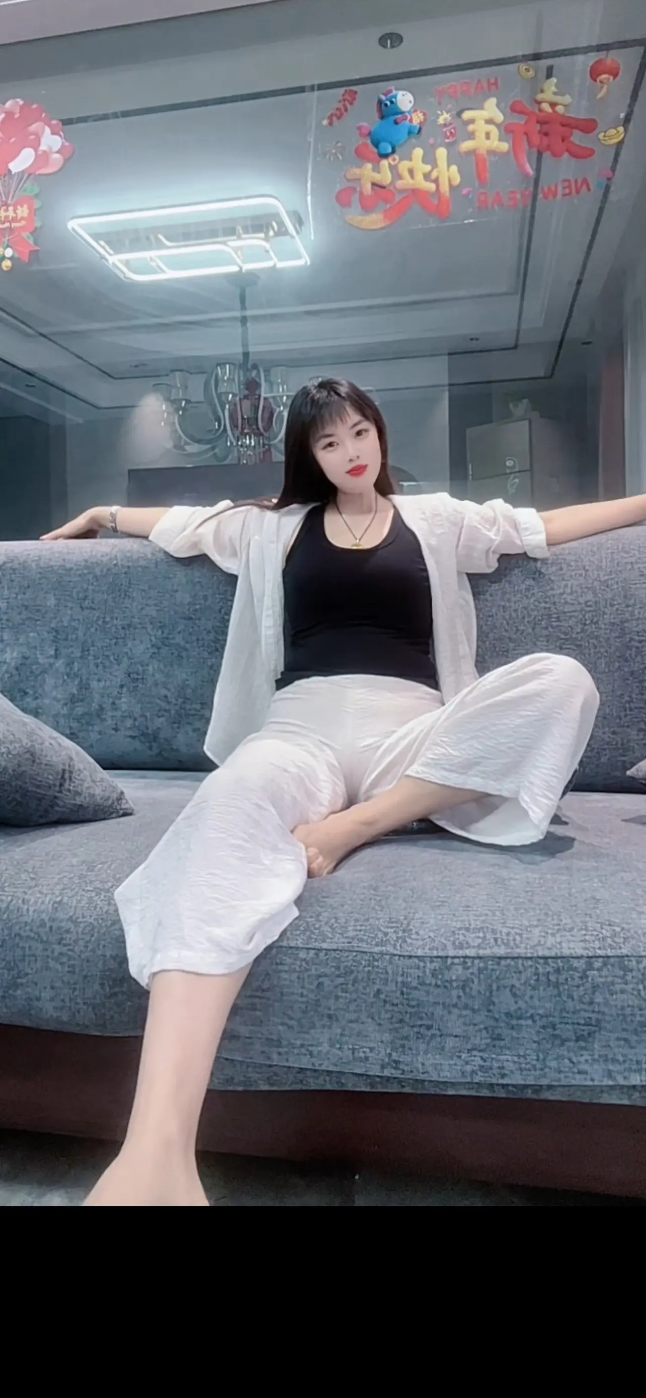 让自己开心的秘诀是不搭理一切影响情绪的人和事，不与差点意思的人周旋，我...