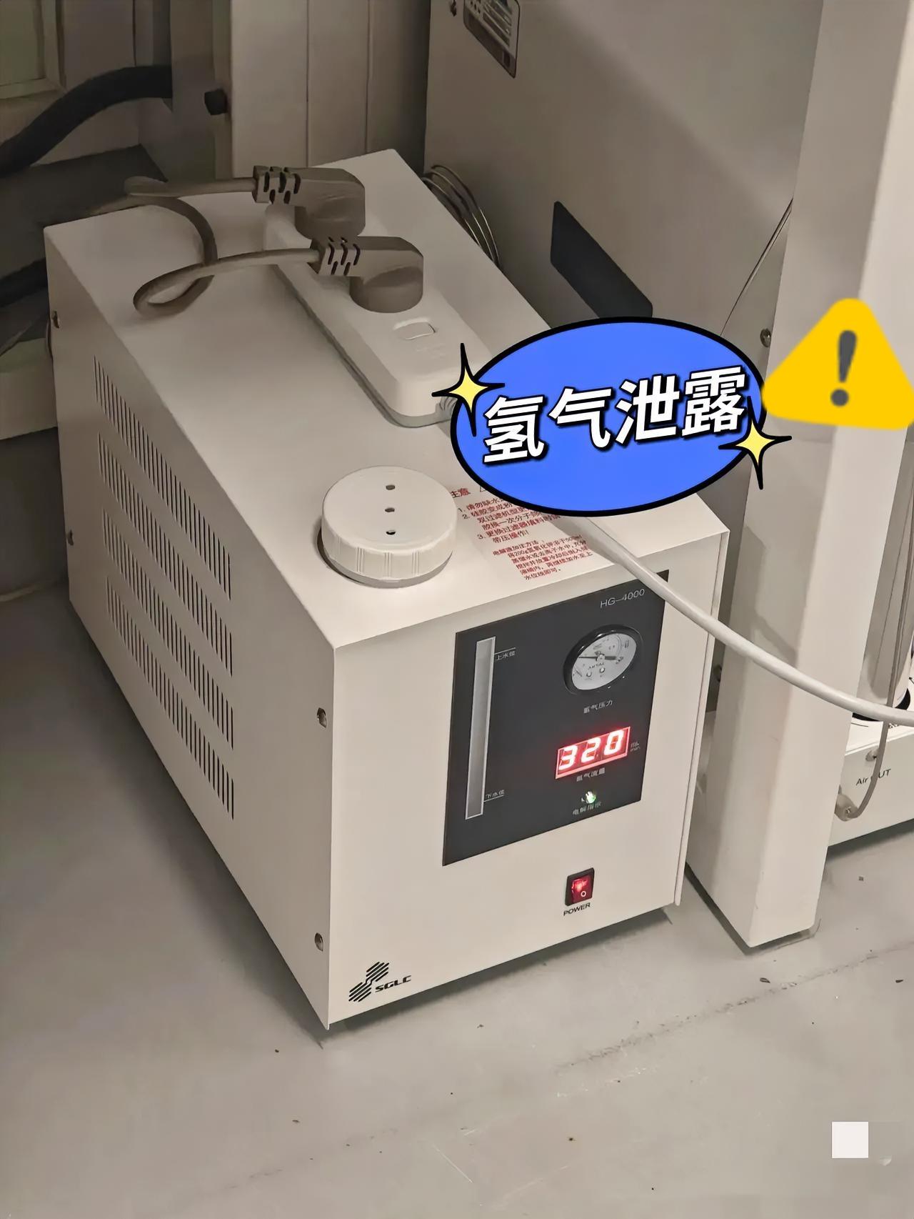 重庆大学实验室那事儿，细看真的让人后怕
重庆大学虎溪校区实验室的这场闪爆事故，没