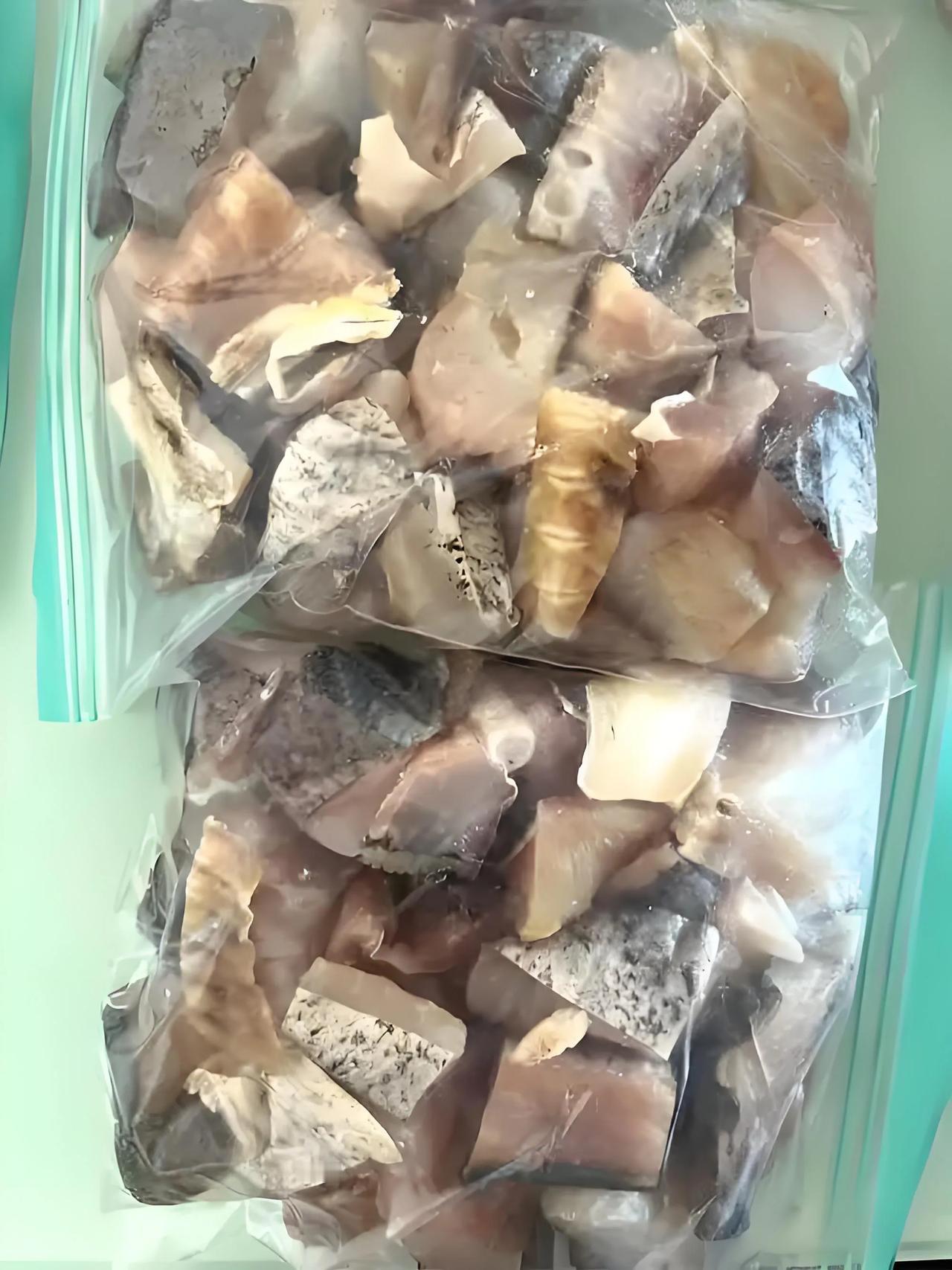 家里还有腊鱼，不想吃了，准备送朋友，不知道她会不会嫌弃？
